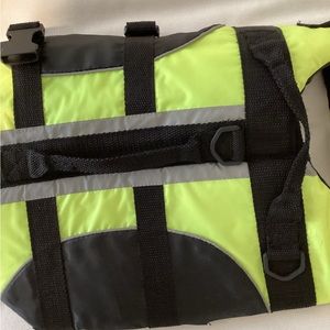 Doggy life jacket